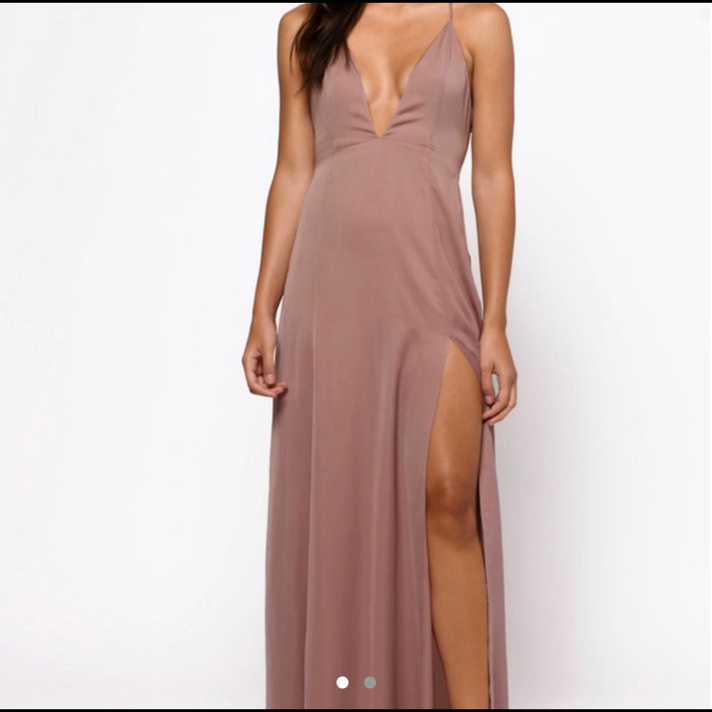Tobi Gown